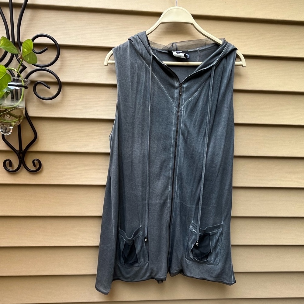 Angel Apparel sleeveless distressed, hooded jacket, size L